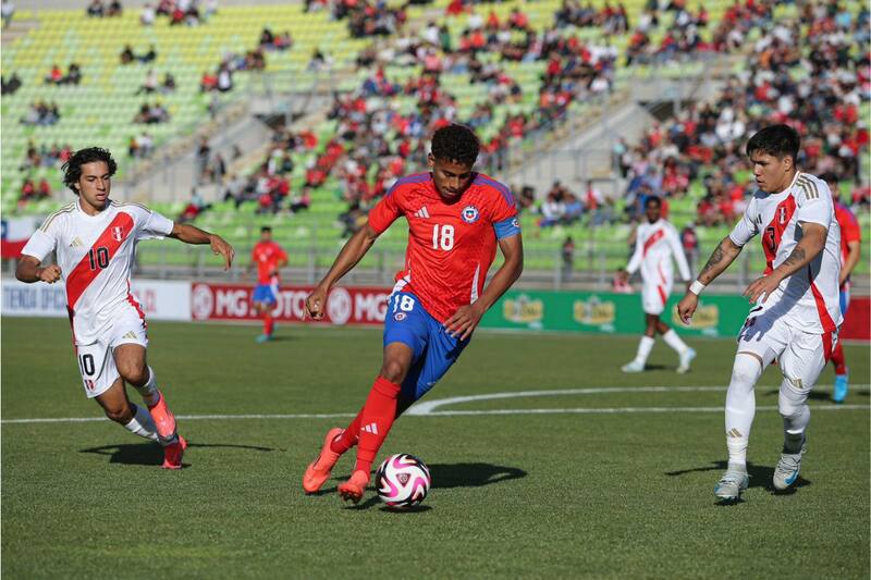 La Selección Chilena Sub-20 venció por 1-0 a Perú, en un amistoso jugado este domingo en Valparaíso. Foto: Comunicaciones/FFCh.