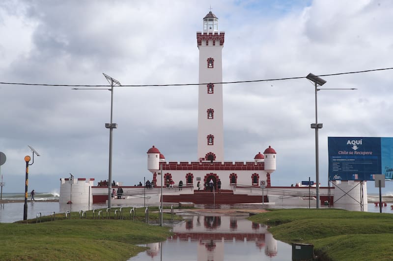 El proyecto que unirá a las ciudades se retrasa al menos un año.