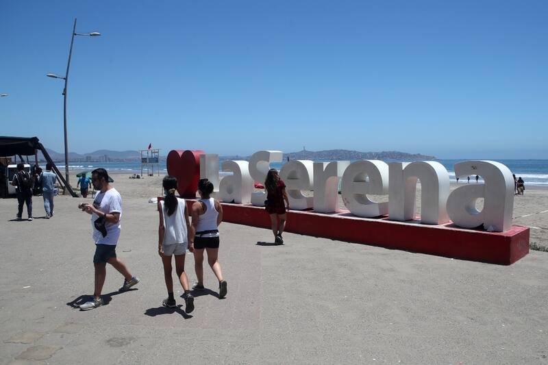 Se atrasa el tranvía que conectará a las dos ciudades. Créditos: ATON