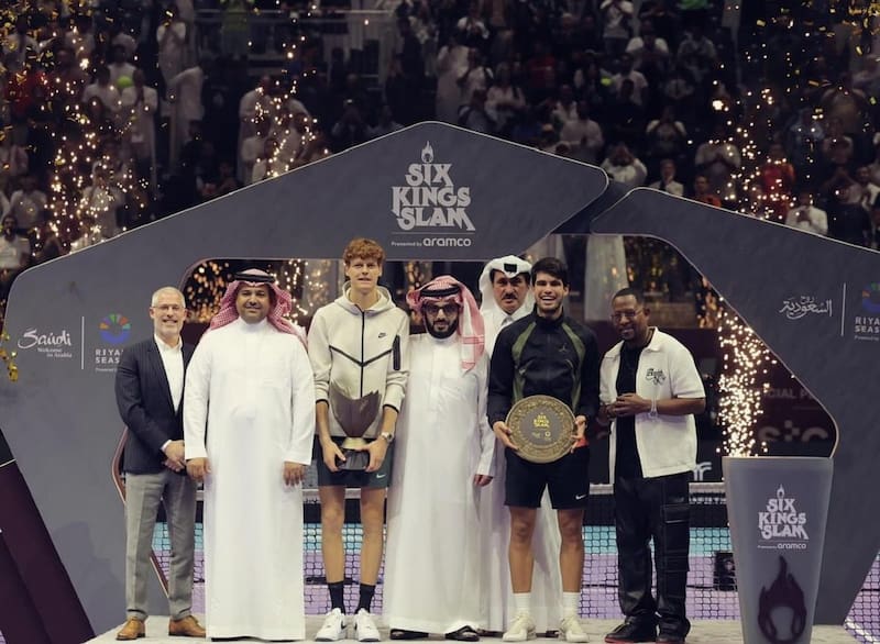 El evento financiado por Arabia Saudita reúne a los mejores tenistas del mundo.