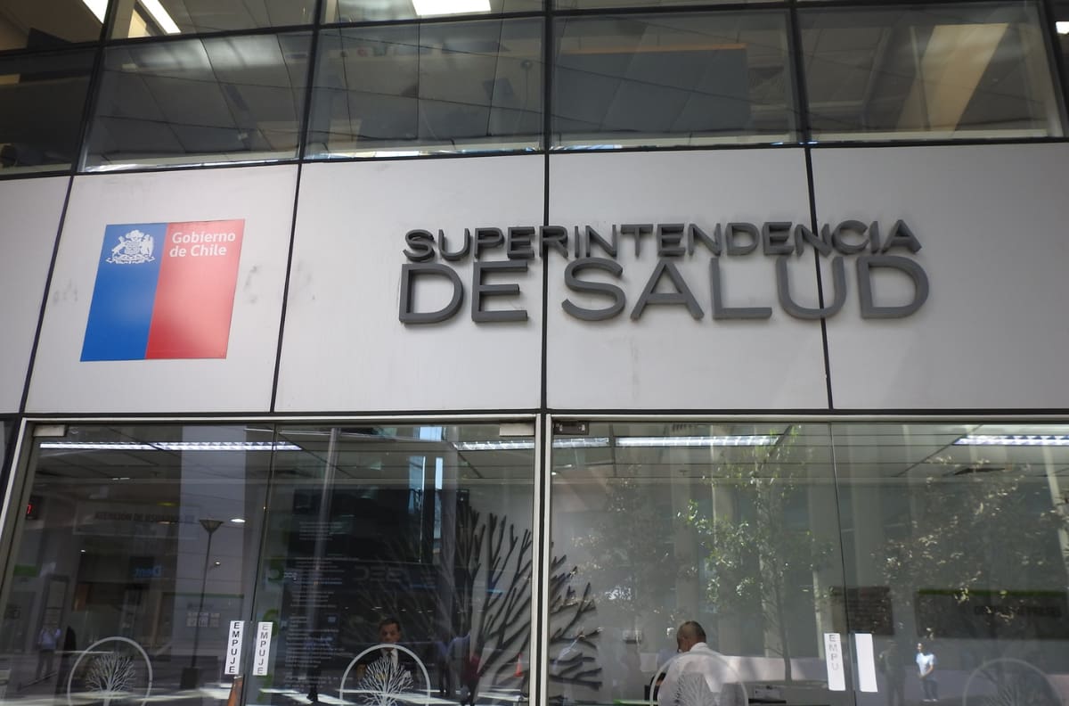 Este es el cuantioso valor que podrían subir los planes de las Isapres por alzas extraordinarias