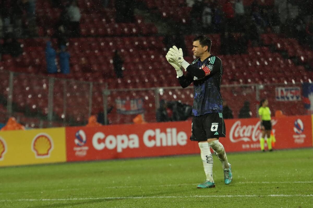 Cristopher Toselli fue titular por primera vez en la U. Foto: Tercera en Fotos.