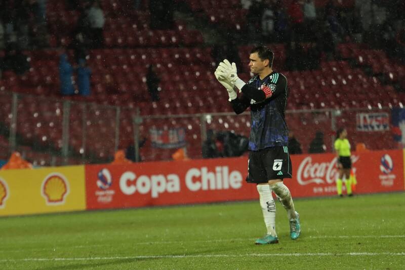 Cristopher Toselli fue titular por primera vez en la U. Foto: Tercera en Fotos.