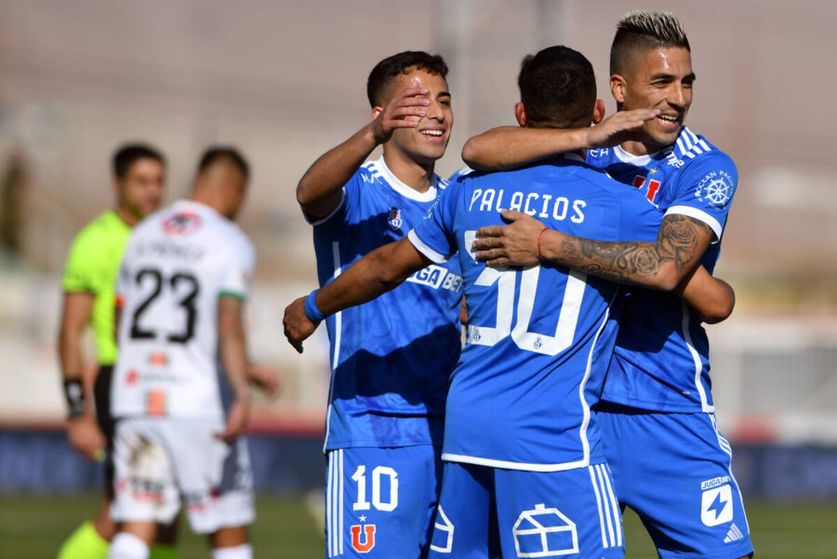 Cristián Palacios termina contrato a fin de temporada con la U y no ocultó su deseo de seguir en el club. Foto: Aton.