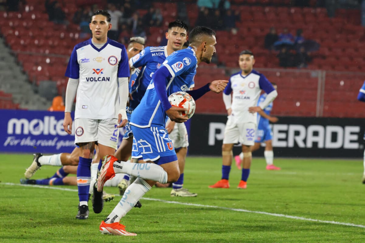 Los azules clasificaron en Copa Chile. Foto: Aton.