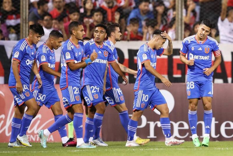 La U enfrentará a Chimbarongo en su debut de Copa Chile. Foto: Instagram @udechile.