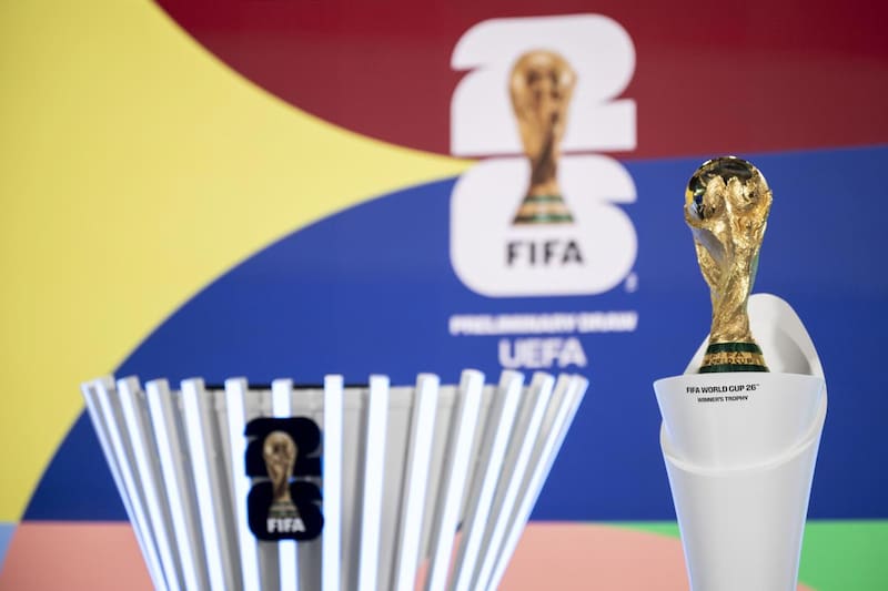 realizó el sorteo de las Eliminatorias rumbo a la Copa del Mundo 2026. (Foto: EFE)