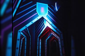 Conoce el Laberinto de Espejos Infinity en La Florida