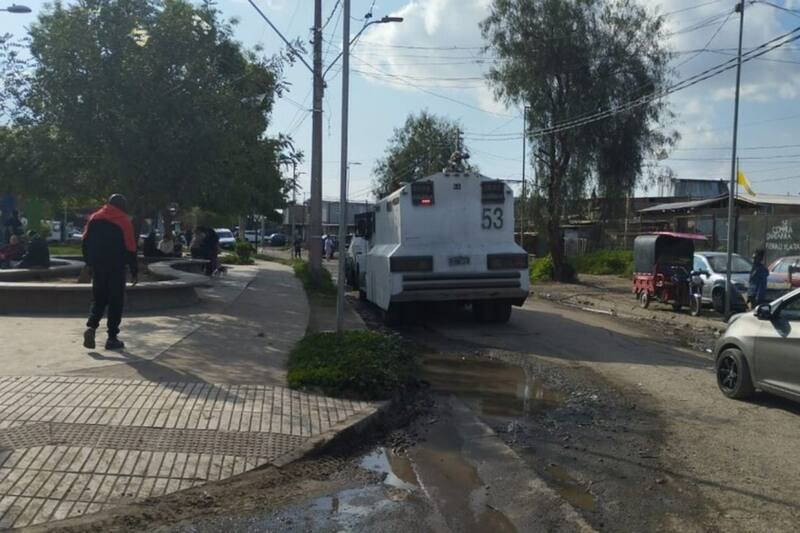 Carabineros llegó al lugar mientras allanaba una distribuidora de carne clandestina.