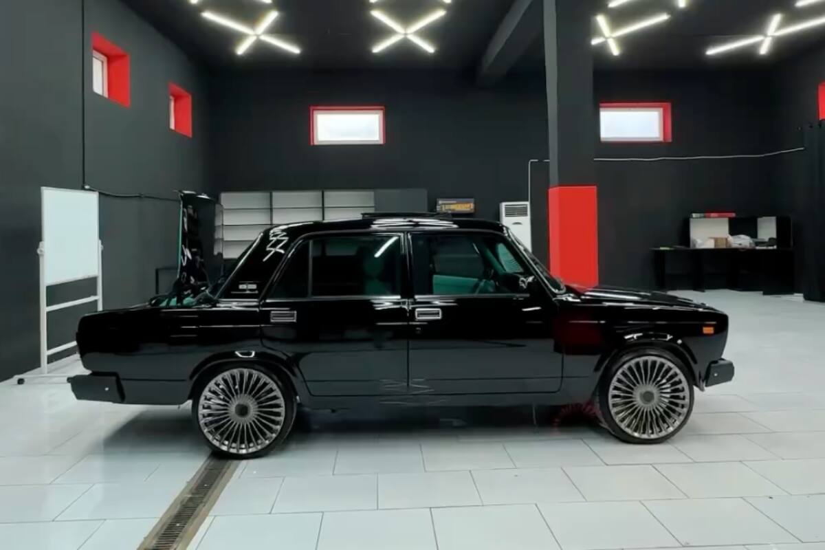 El Lada 2107 modificado del cantante uzbeko Muhammad Ali Navruzov