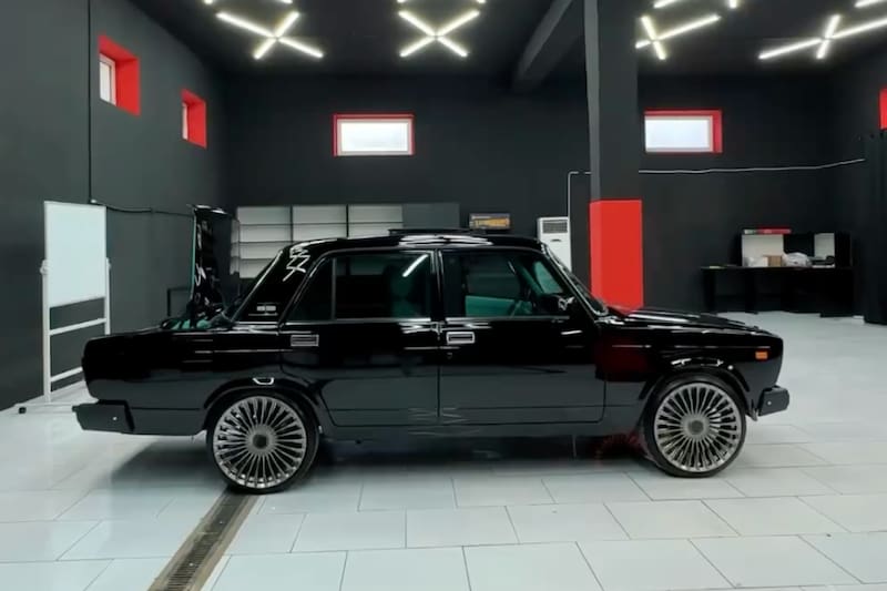 El Lada 2107 modificado del cantante uzbeko Muhammad Ali Navruzov