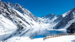 Un oasis inserto en la Región de Valparaíso: la increíble laguna de aguas cristalinas ubicada a solo dos horas de Santiago
