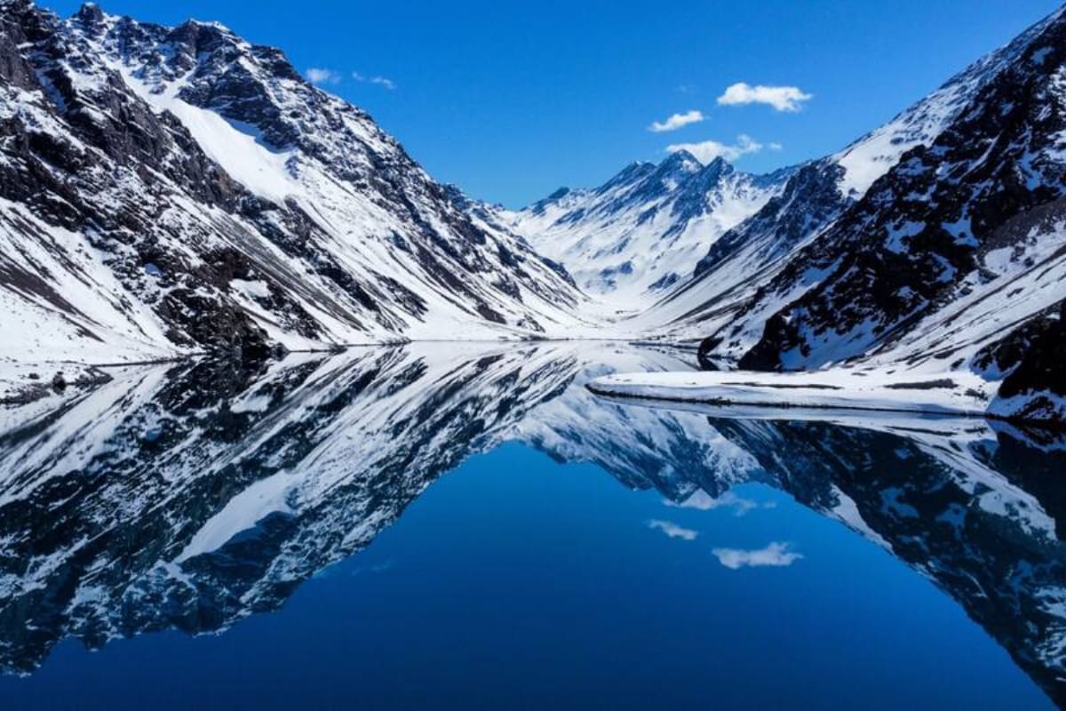 Este destino queda a dos horas de Santiago y está rodeado por la cordillera de Los Andes.