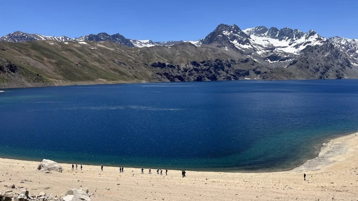 Esta laguna en la Región Metropolitana es el destino perfecto para una escapada cerca de Santiago