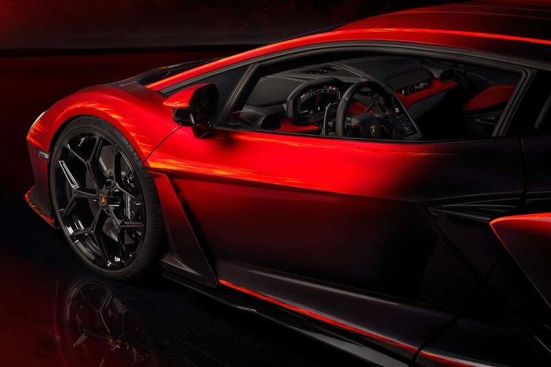 El Lamborghini Revuelto Opera Unica es un modelo único inspirado en la constelación Tauro