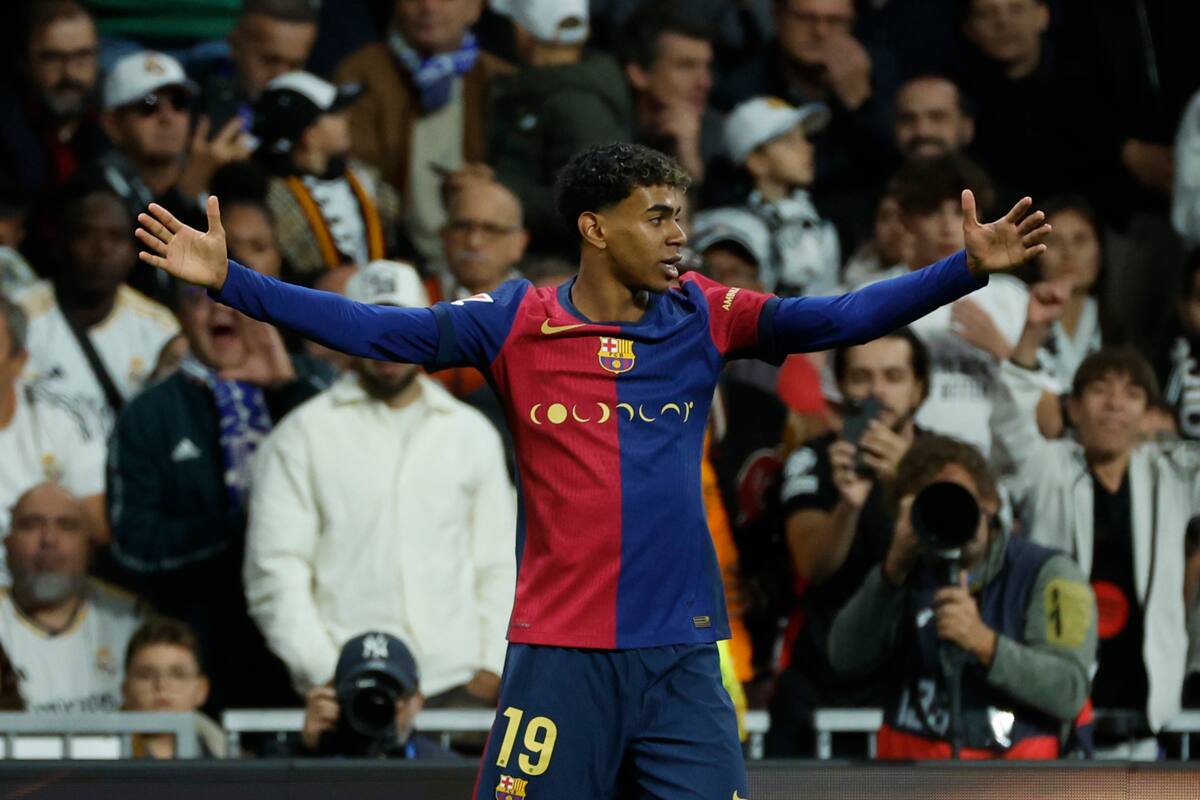 en el Real Madrid vs Barcelona. EFE