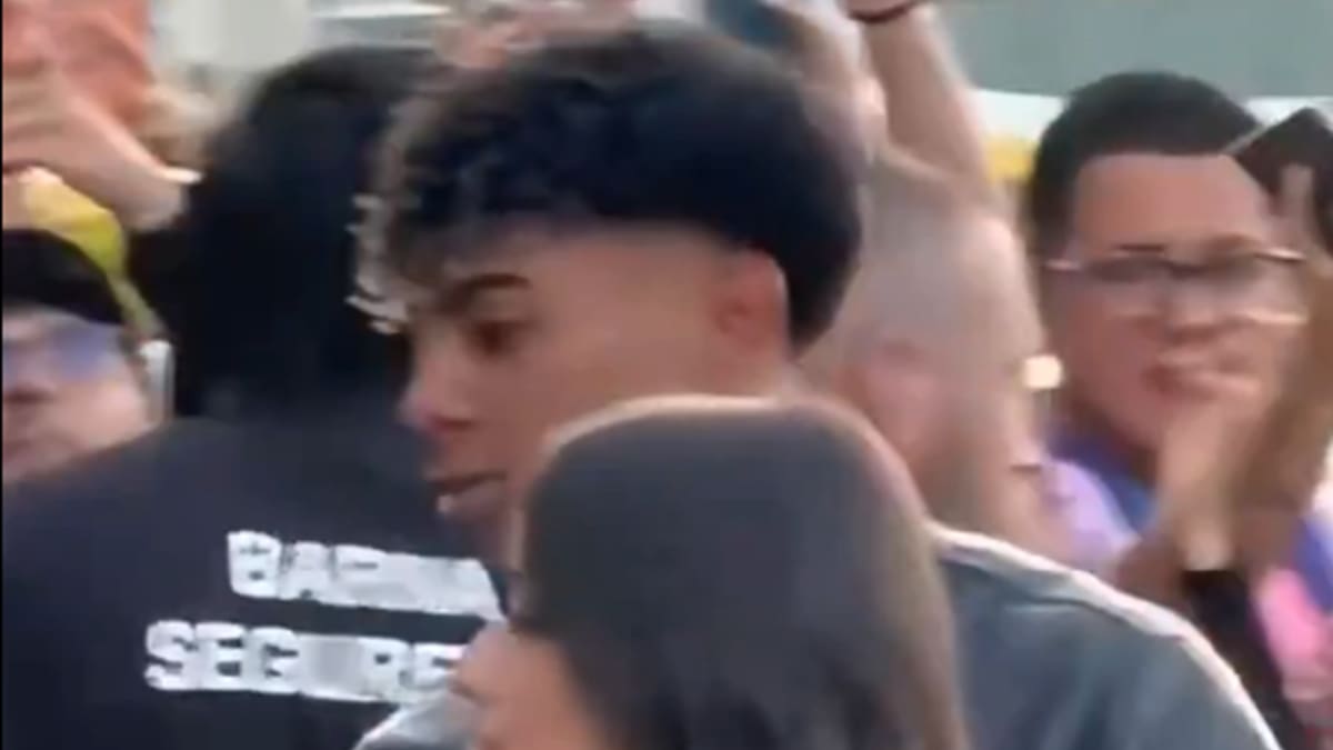 VIDEO | ¡Se supo todo! Lamine Yamal presentó en sociedad a su novia novia influencer