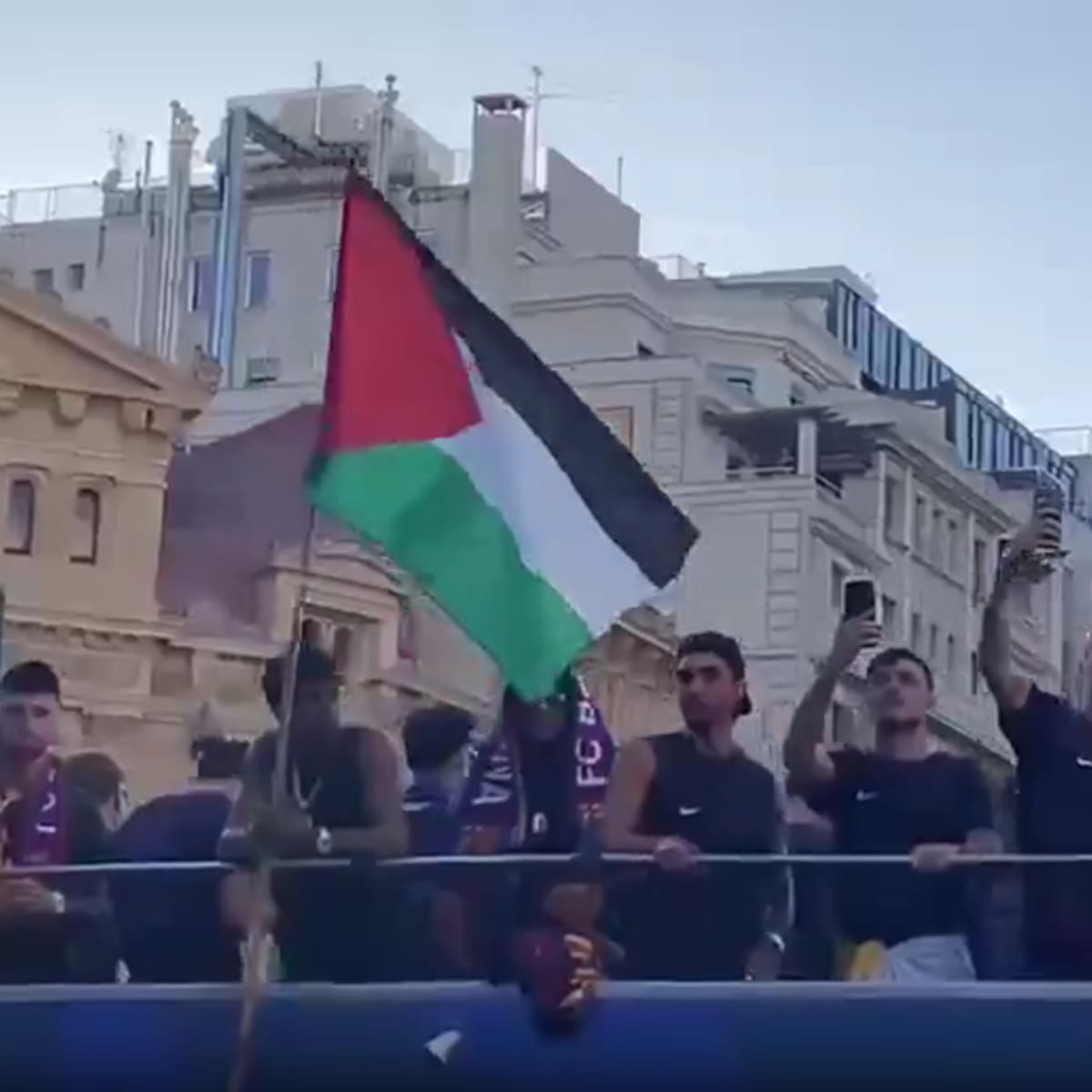 VIDEO | El gesto de Lamine Yamal con la bandera de Palestina que dio la vuelta al mundo