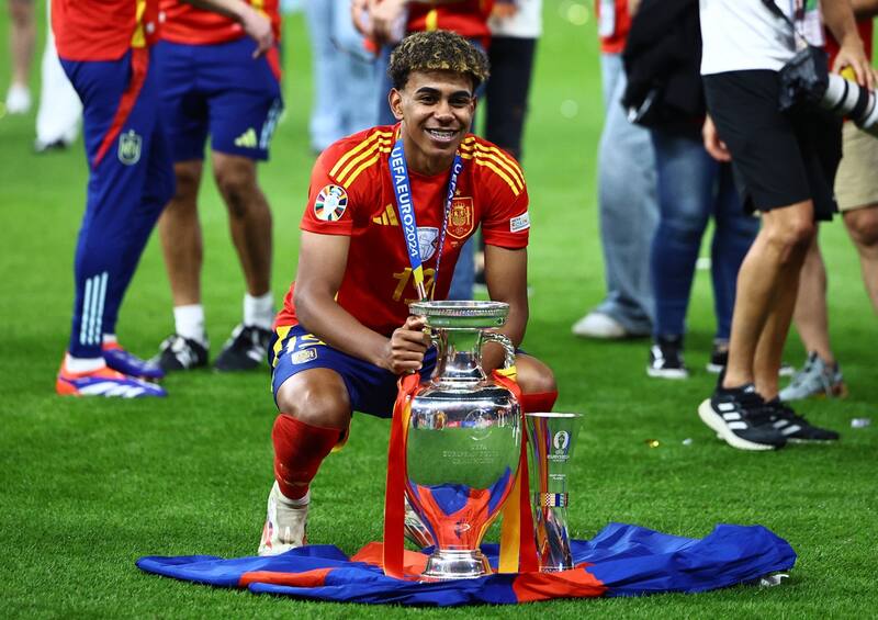El delantero superó la barrera de los 100 millones de valor tras la Eurocopa. EFE.