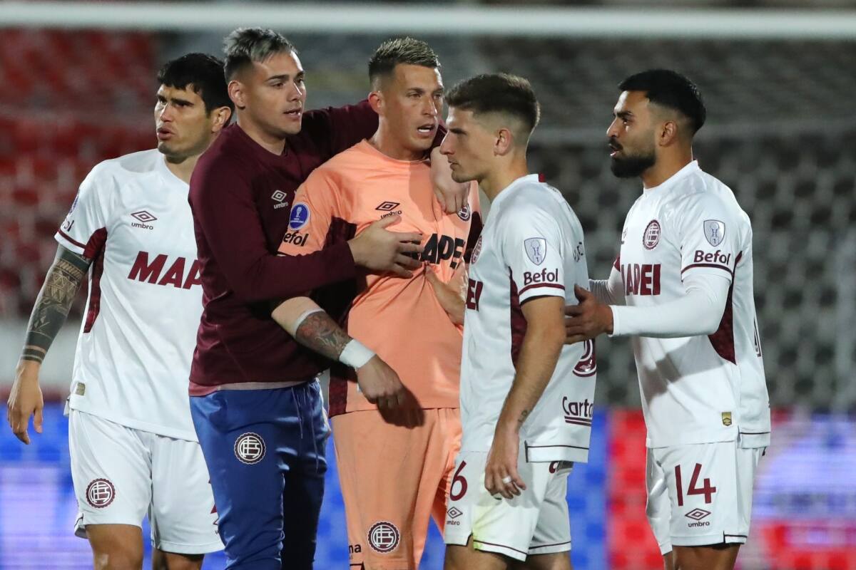 El cuadro argentino exigió sanciones para la U por las agresiones previas al partido de Copa Sudamericana. Foto: Agencia ATON.