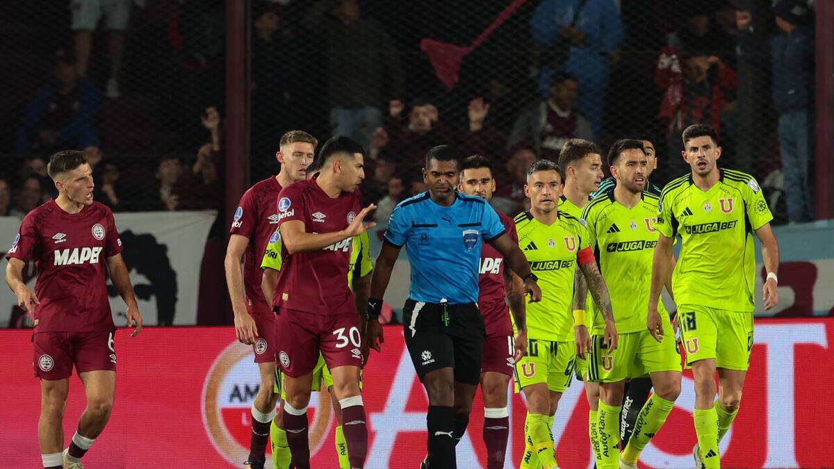 Fue goleador de La Roja y es hincha de Colo Colo, pero defendió a la U en Sudamericana: “Robo total”