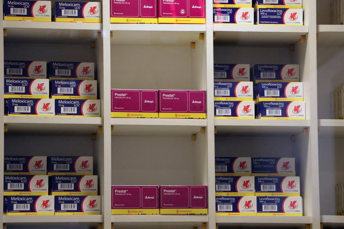 Santiago, 15 de agosto de 2016
Se realiza lanzamiento de la farmacia popular de la comuna de Renca. Ademas, en la pauta se dieron a conocer una serie de mejoras e innovaciones que trae este nuevo sistema de Farmacia Amiga y que vienen a perfeccionar el actual sistema de Farmacias Populares que funciona en otras comunas.
Christian Iglesias/Aton Chile