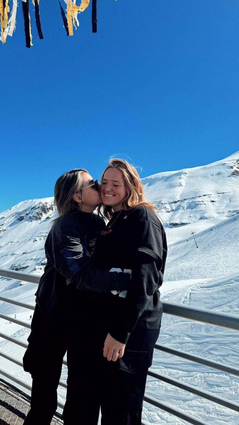Laura de la Fuente compartió una fotografía romántica por Instagram.