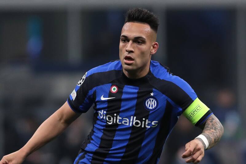 el jugador aún no llega a acuerdo para renovar en Inter de Milán.