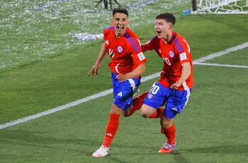 Destacó en el Mundial Sub-20 con Chile, fue citado a La Roja adulta y ahora marcó este gol en Argentina