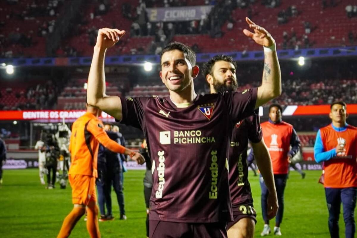 El extremo se quedó con ganas de ir a la final de la Copa Libertadores. Foto: @ldu_oficial.