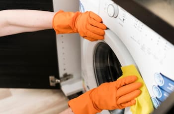 Así puedes eliminar de forma rápida y fácil todo el sarro de tu lavadora: Quedará como nueva