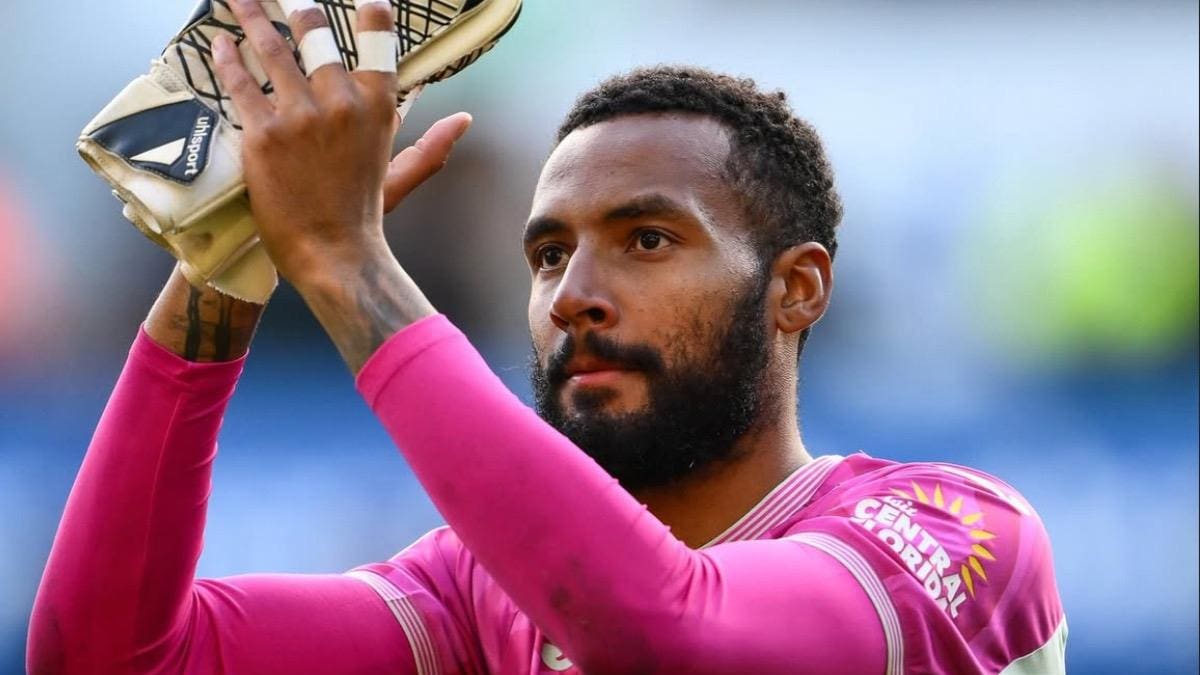 VIDEO | Las tremendas tapadas con las que Lawrence Vigouroux destacó en ajustada caída del Swansea