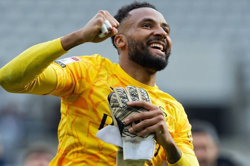 respalda la continuidad del técnico de Swansea City. Foto: Instagram @swansofficial.