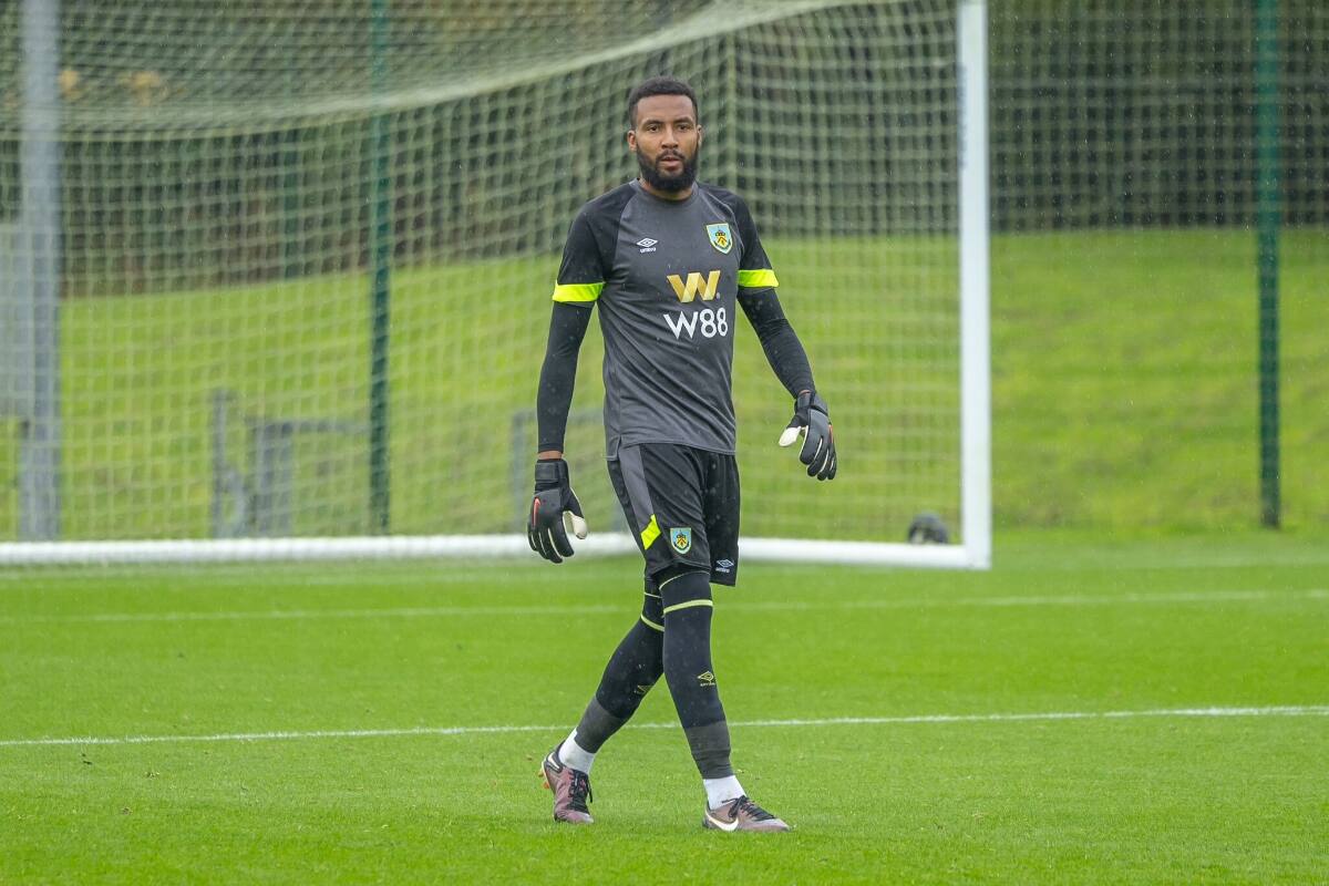 prepara su segunda temporada en el Burnley.