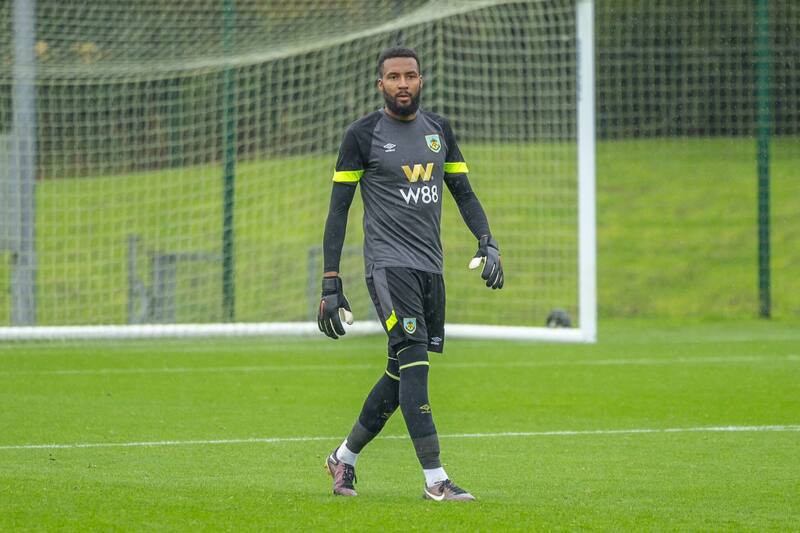 prepara su segunda temporada en el Burnley.