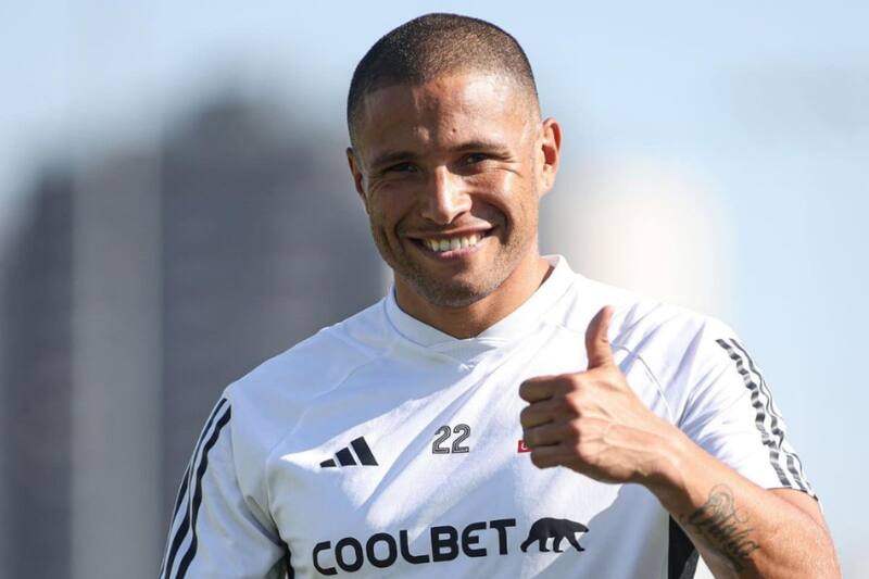 estará disponible para Colo Colo en Copa Libertadores.