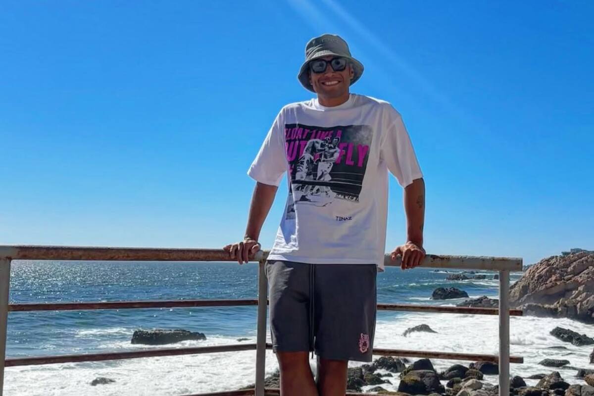 El delantero de Curicó Unido comentó su amor por Chile, país que lo acogió a lo largo de su carrera y que terminó por enamorarlo. Foto: Instagram Leandro Benegas.