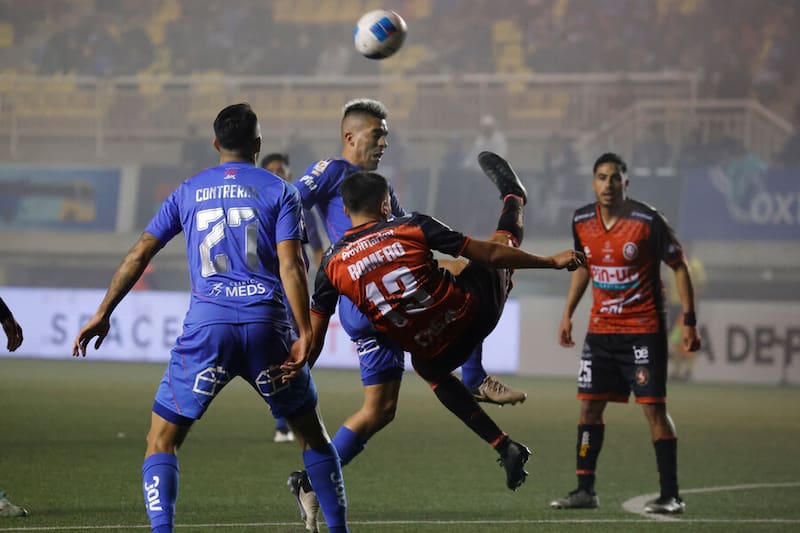 Entró en el segundo tiempo de la derrota ante Limache. Foto: Aton.