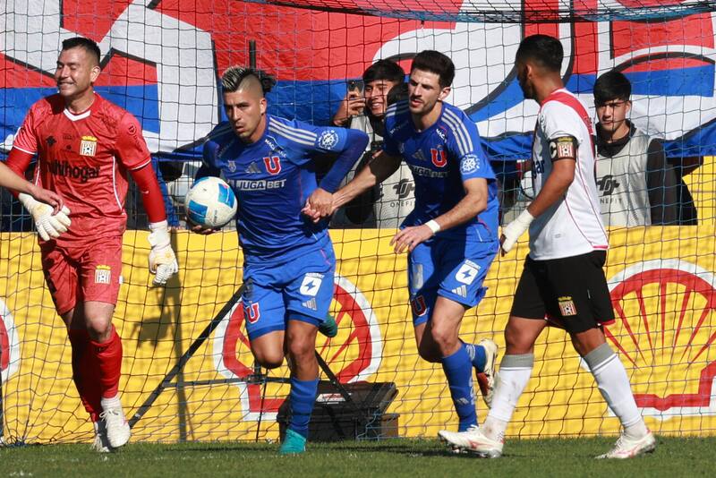 Leandro Fernández marcó el descuento para la U. Foto: Aton.