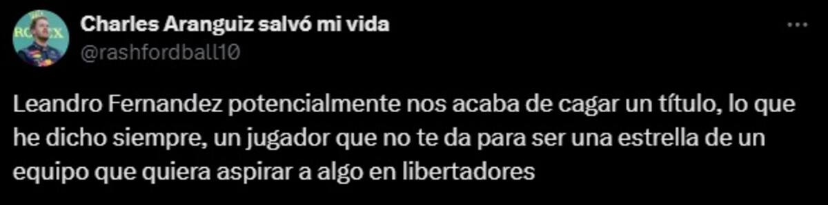 Leandro Fernández es criticado por la expulsión.