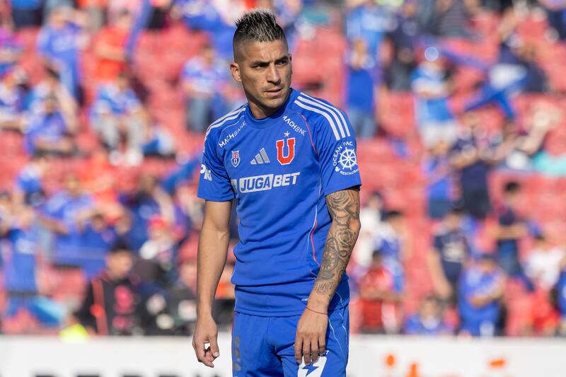 Leandro Fernández durante el duelo de U. de Chile frente a O'Higgins por la Liga de Primera 2025. Foto: Felipe Escobedo