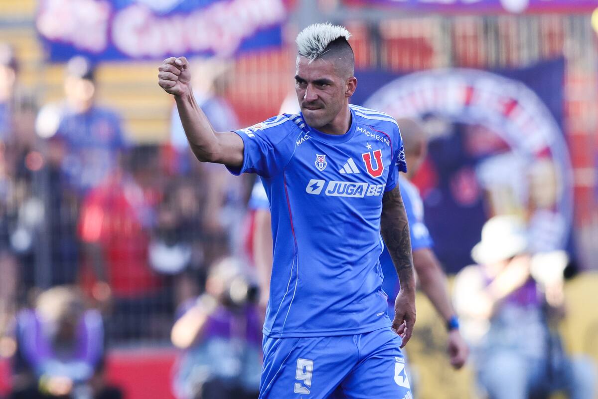 El delantero anotó el solitario tanto azul que le dio el triunfo ante Everton. Foto: Aton.