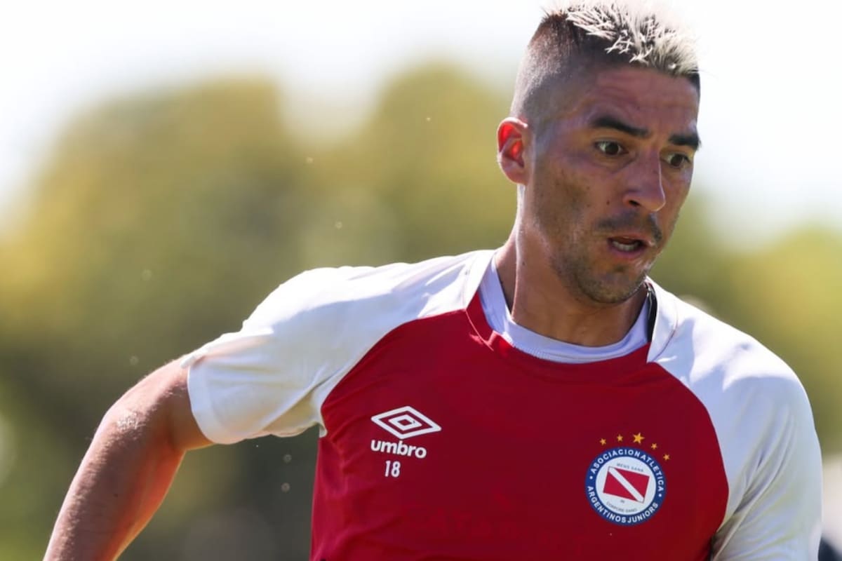 El delantero en Argentinos Juniors. Foto: @aaajoficial