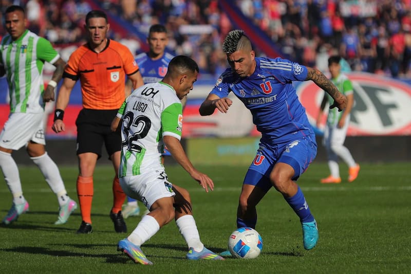 Paqui Meneghini cortó al argentino en la U. Foto: Agencia Aton