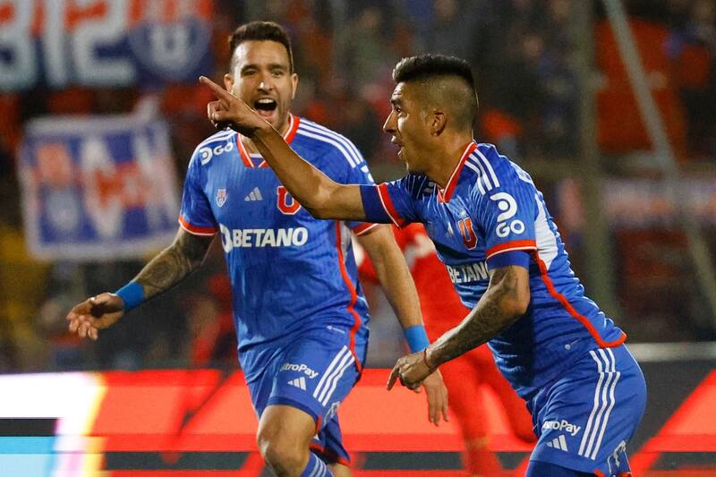 seguiría en Universidad de Chile pese a oferta de Lanús.