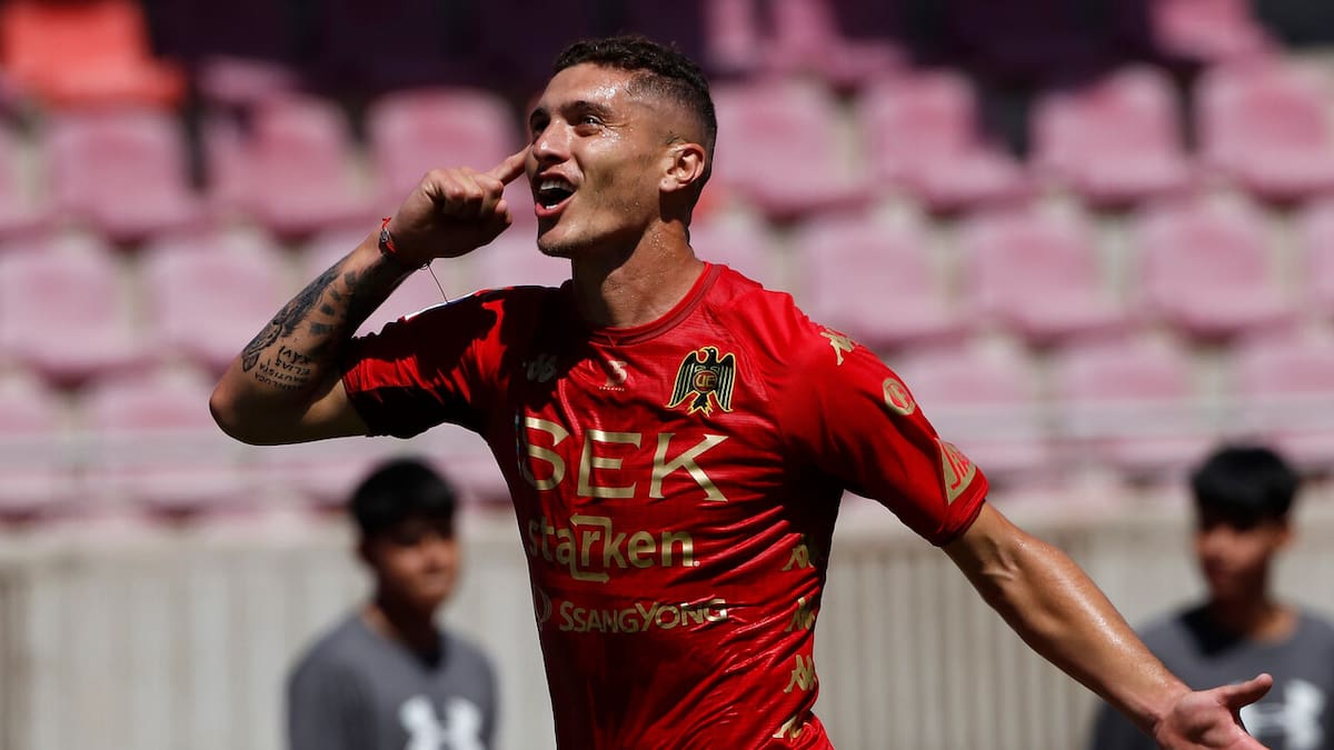 Rangers quiere dar el golpe en Primera B con delantero que fue goleador en Chile y que ahora juega en Europa