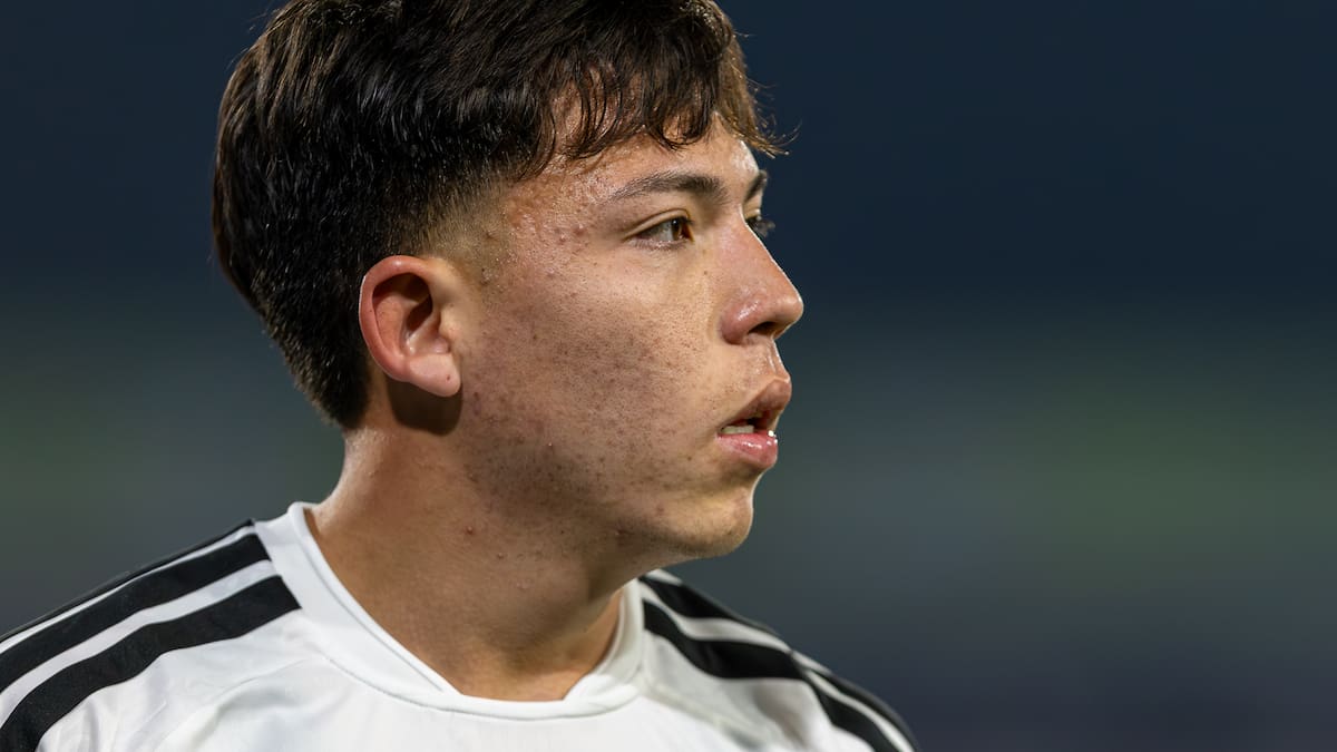 Pese a los contratiempos: la renovación de Leandro Hernández en Colo-Colo sigue en pie