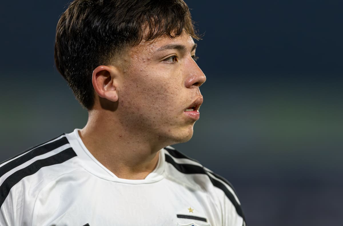 Pese a los contratiempos: la renovación de Leandro Hernández en Colo-Colo sigue en pie