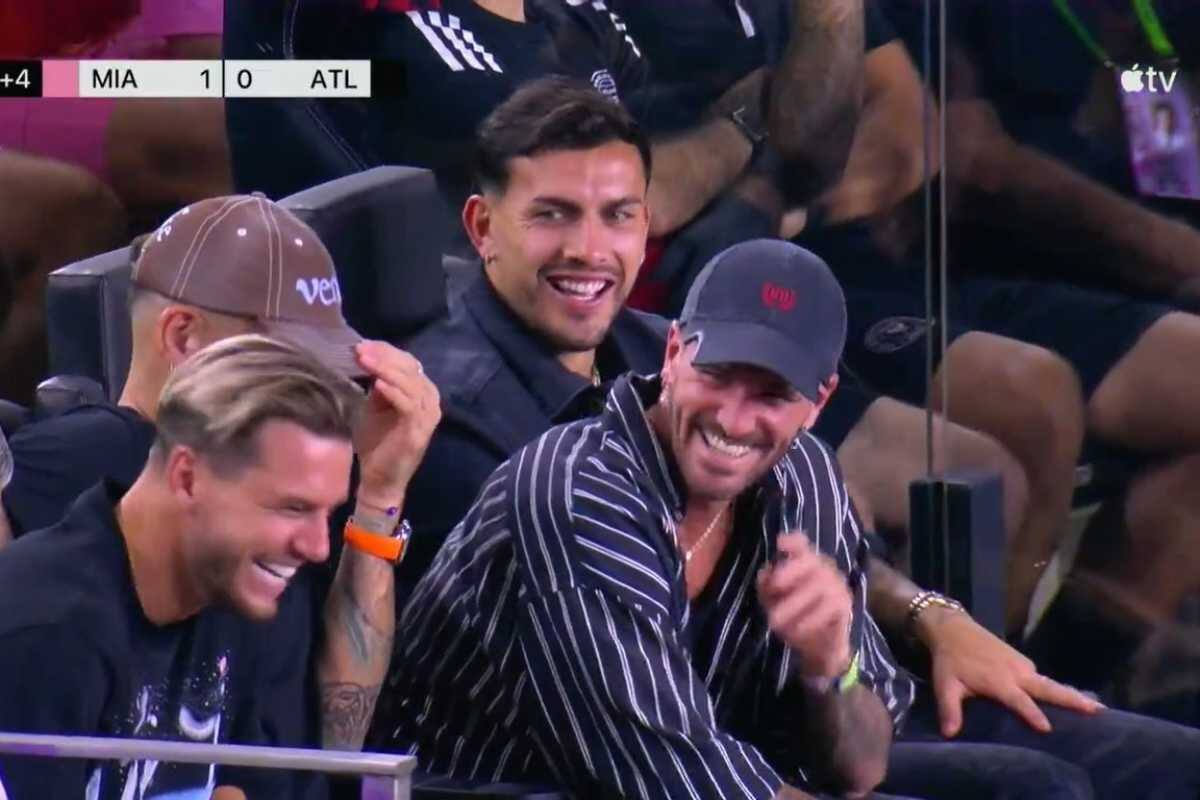 Fue a ver un partido de la MLS junto a jugadores de la Albiceleste. Foto: Captura Apple TV+