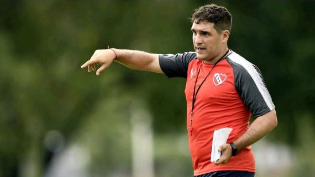 Leandro Stillitano respondió a sus críticos en Independiente: “Trabajé con Gustavo Quinteros y Ariel Holan”